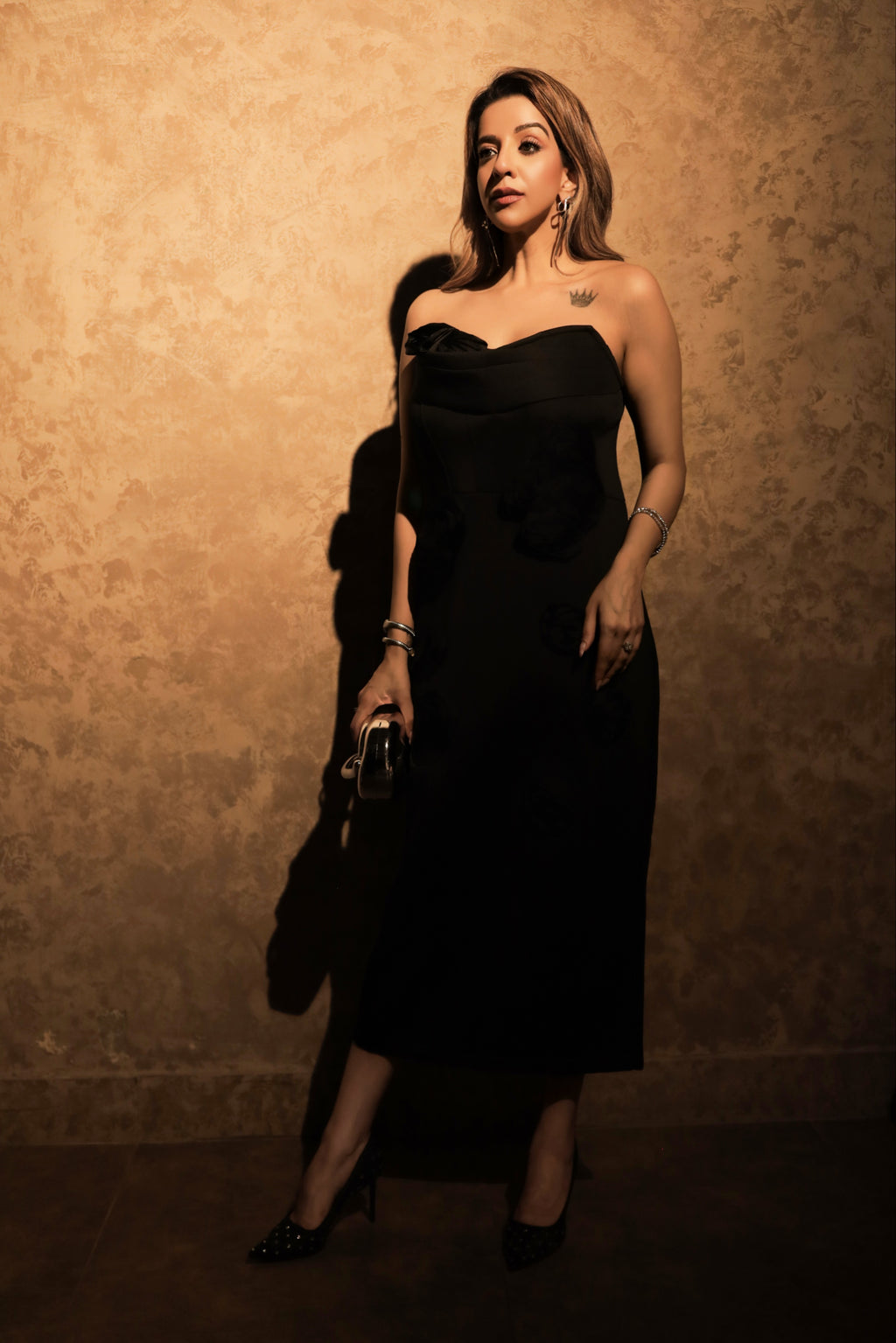Rose Appliqué Tube Midi Dress - Black