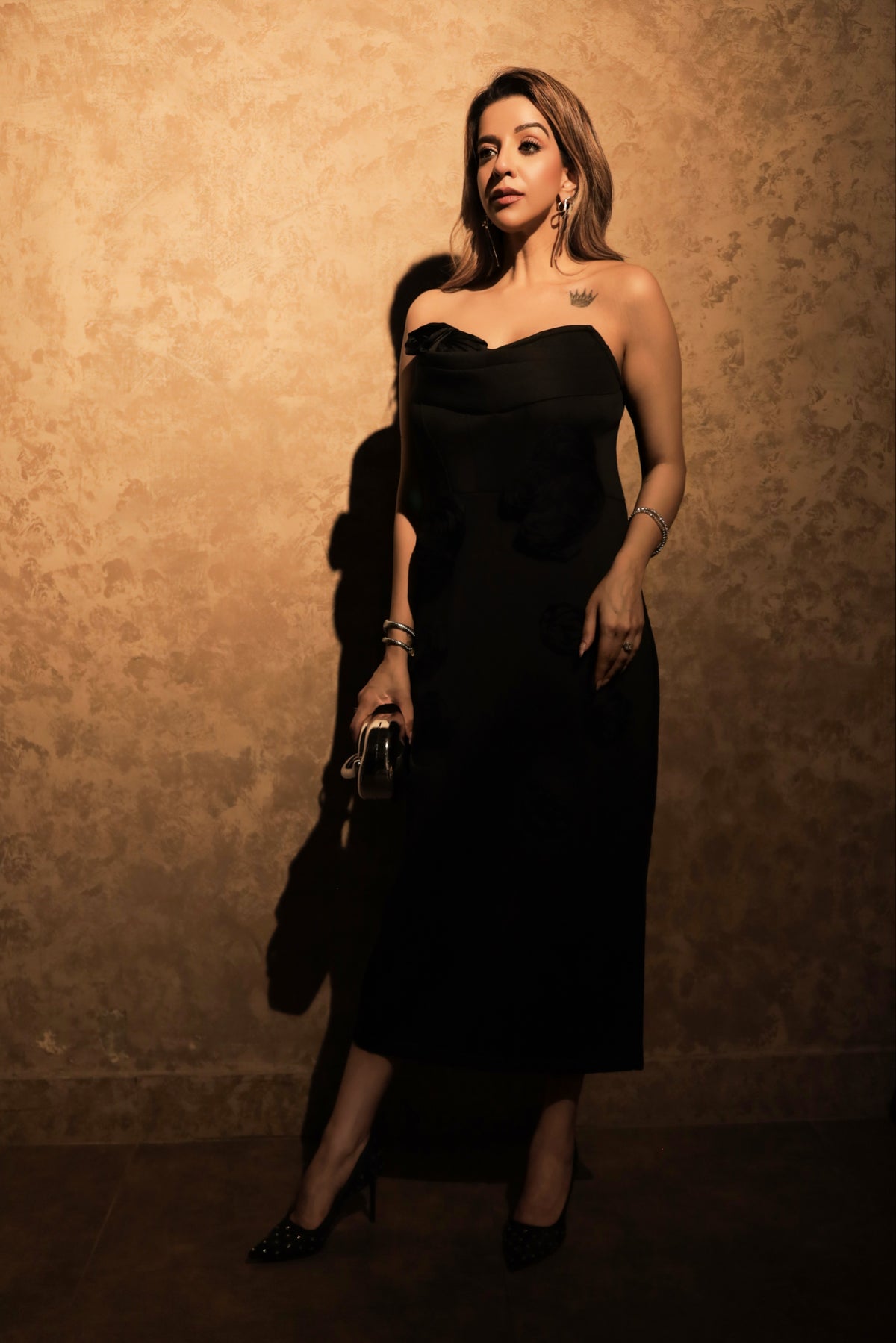 Rose Appliqué Tube Midi Dress - Black