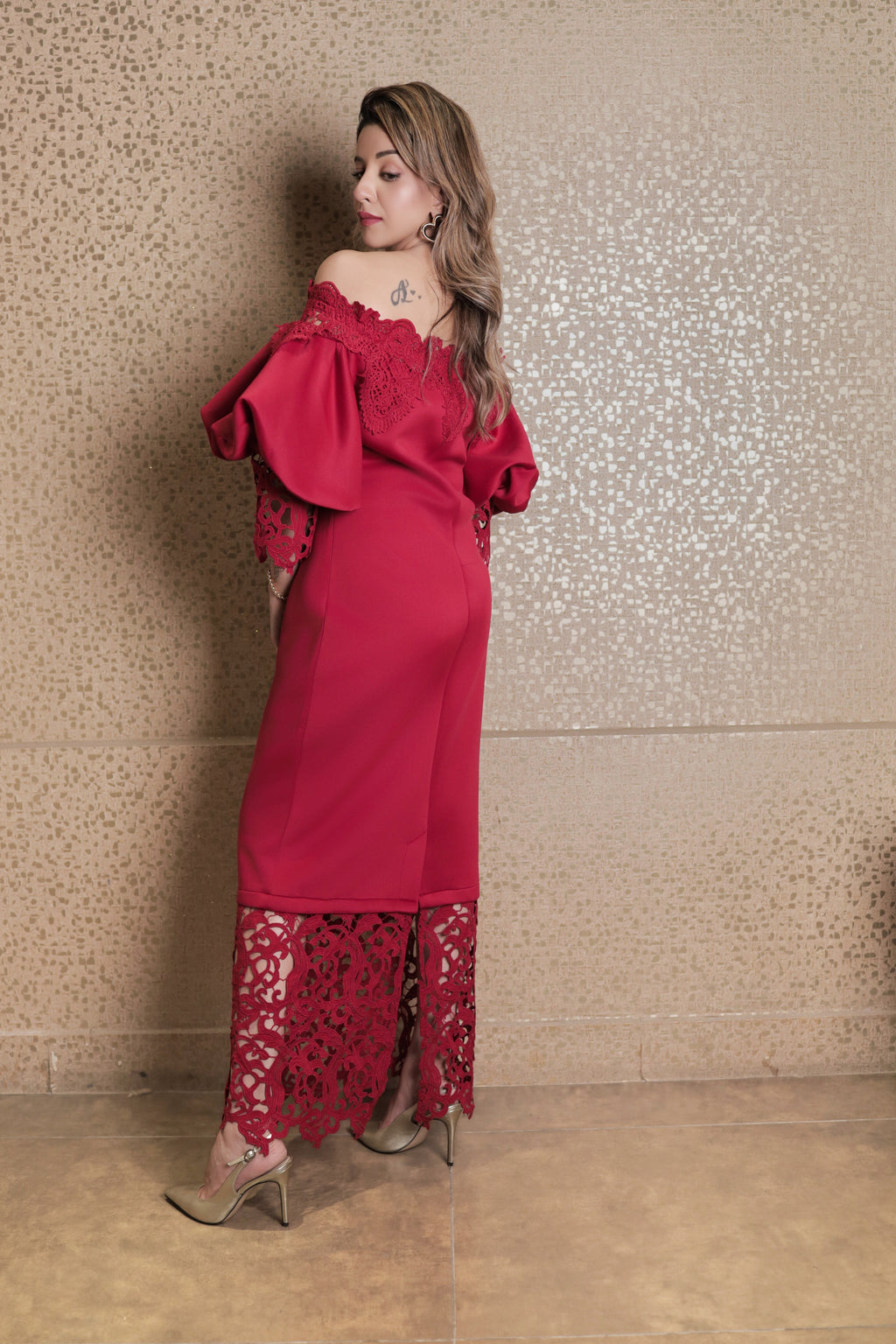 Lace Detail Off-Shoulder Midi Dress - Red
